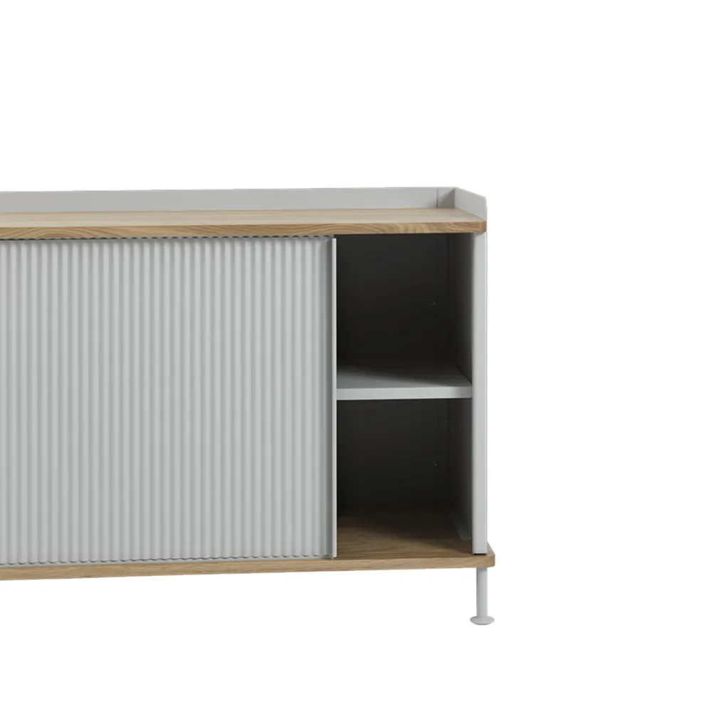 Aparador Enfold Low, Metal-verde dusty Muuto
