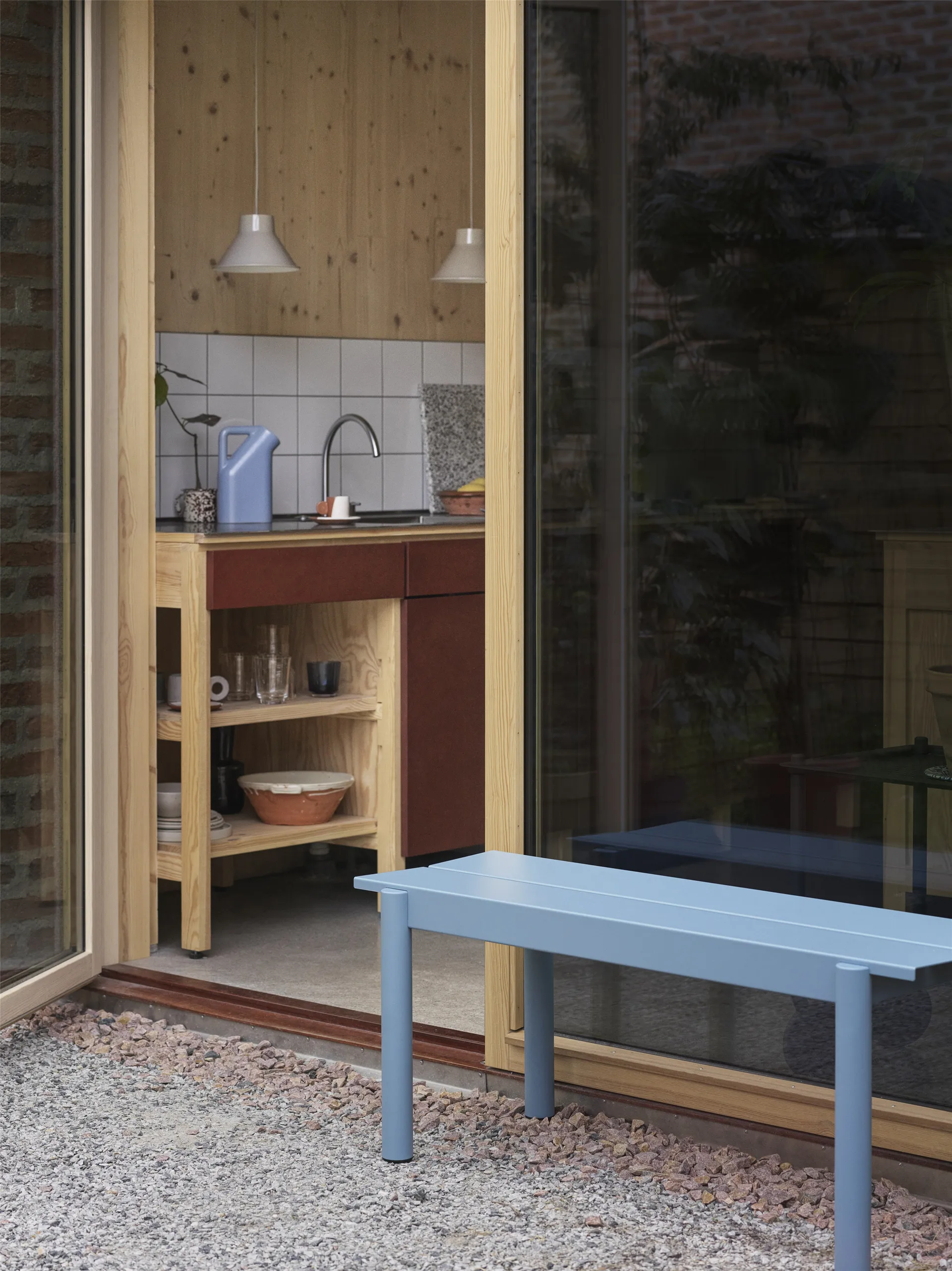 Banco de aço Linear 110 cm, Pale blue Muuto