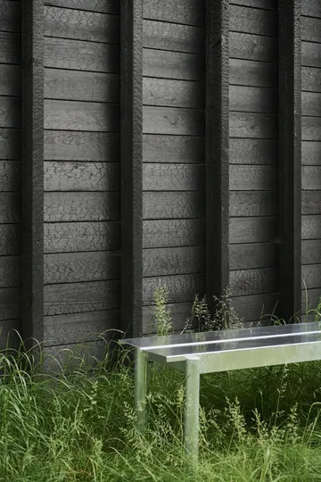 Banco de aço Linear 110 cm - Warm galvanized steel - Muuto