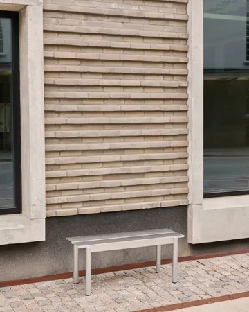Banco de aço Linear 110 cm - Warm galvanized steel - Muuto