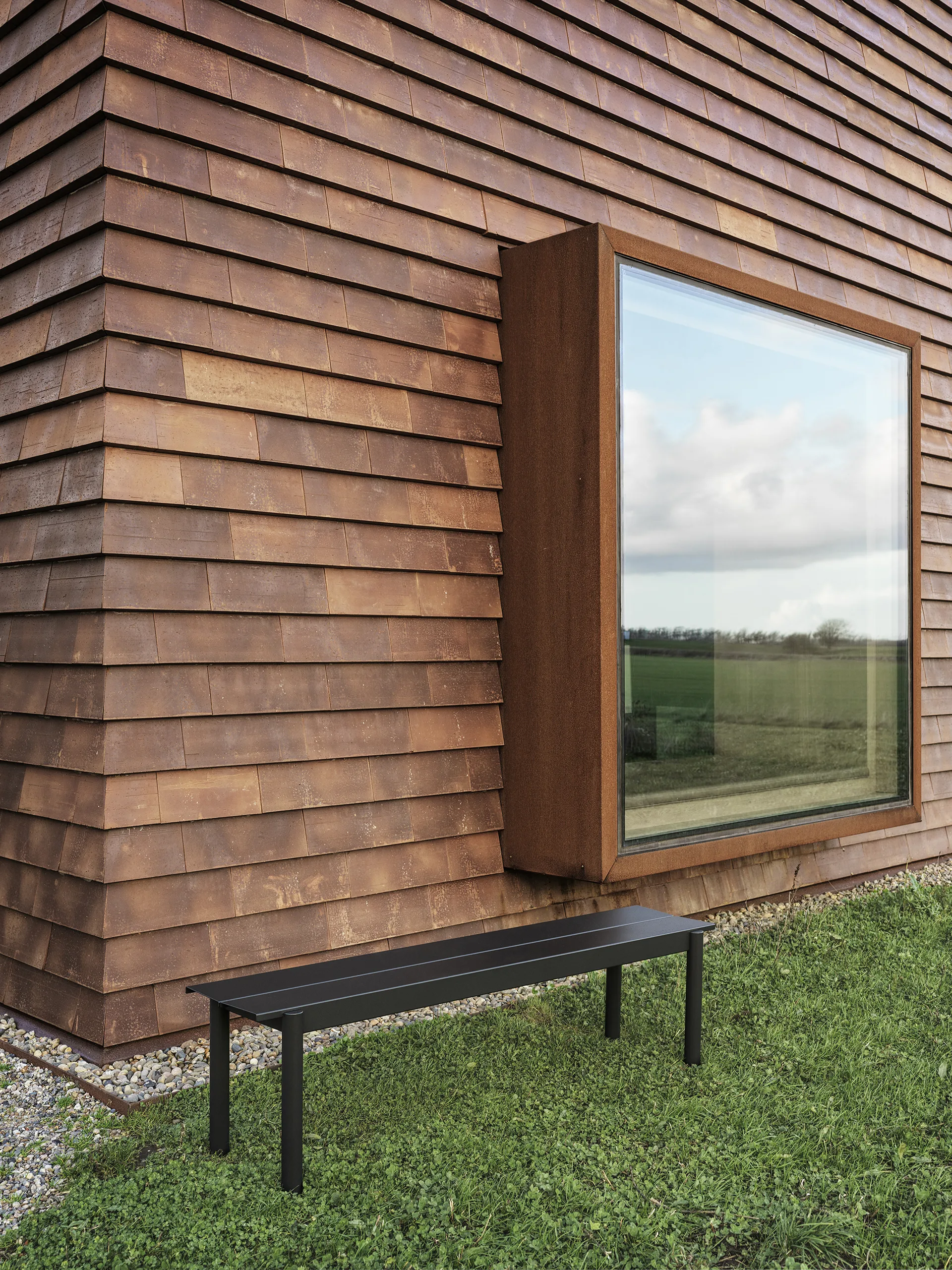 Banco de aço Linear 170 cm, Black Muuto