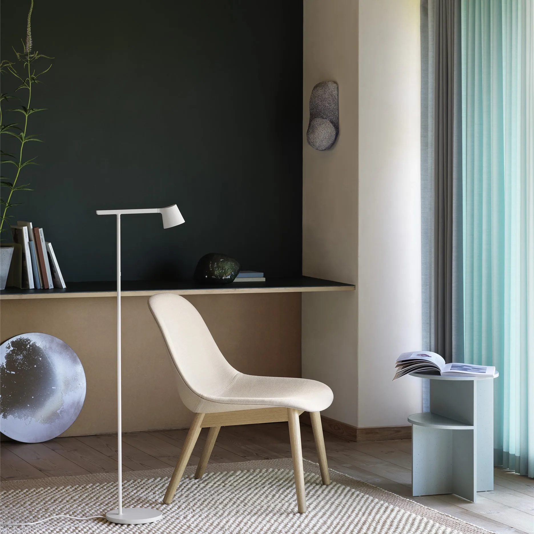 Candeeiro de pé Tip, Cinza Muuto