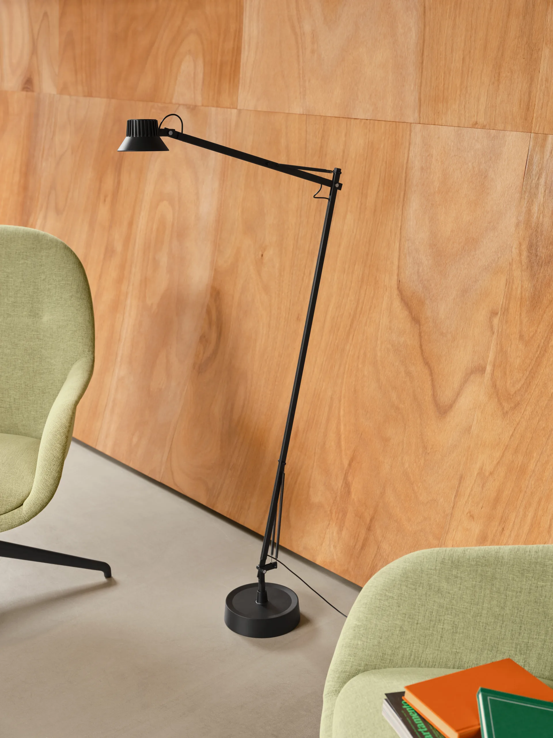 Dedicate candeeiro de chão, Preto, 112 cm Muuto