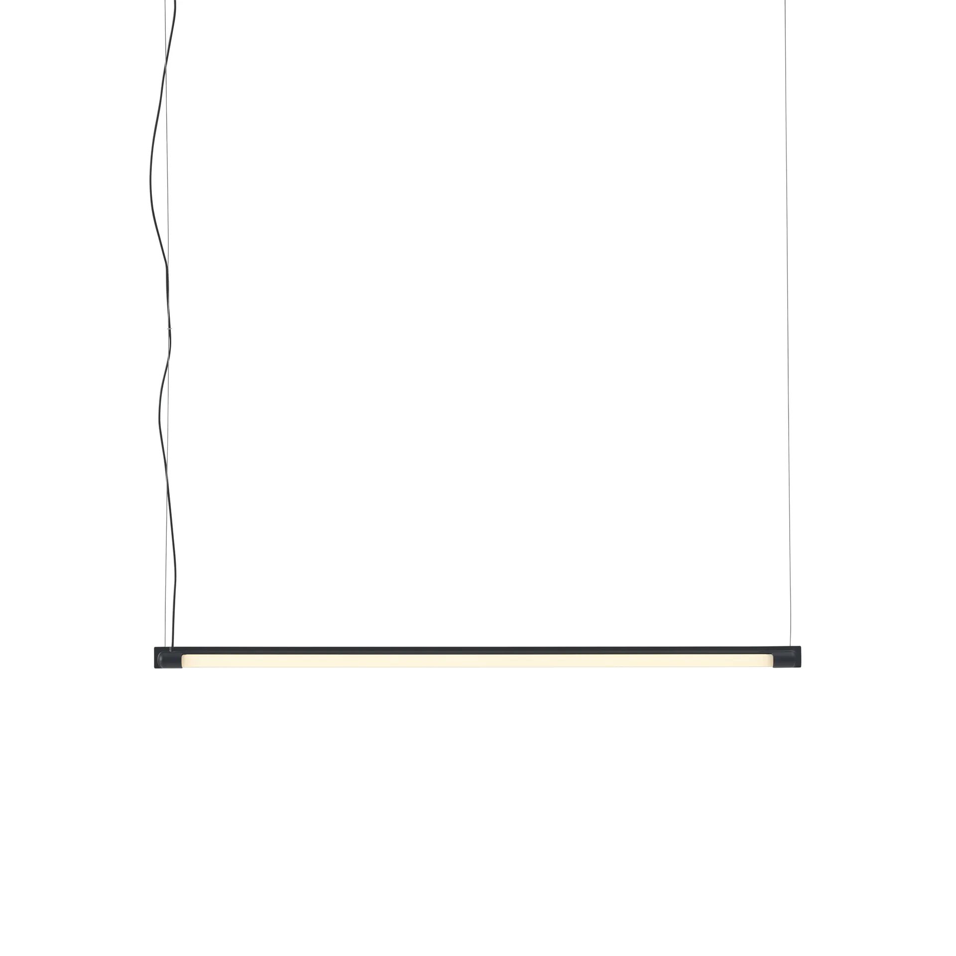 Fine Suspension Lamp 90 cm, Black Muuto