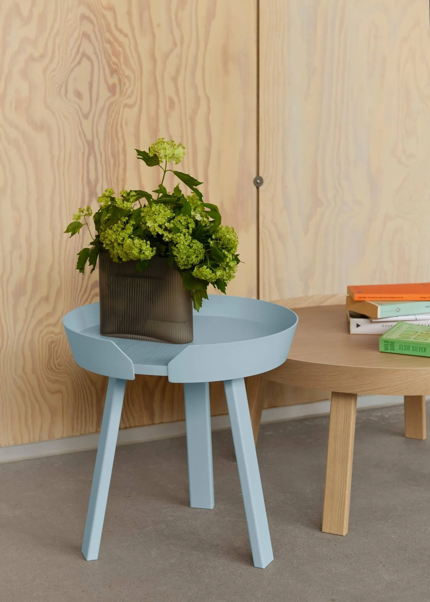 Mesa grande Around, Oak Muuto