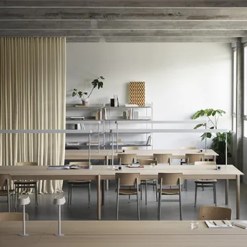 Mesa Linear System 142x240 cm - Laminado branco-branco ABS-Carvalho  - Muuto