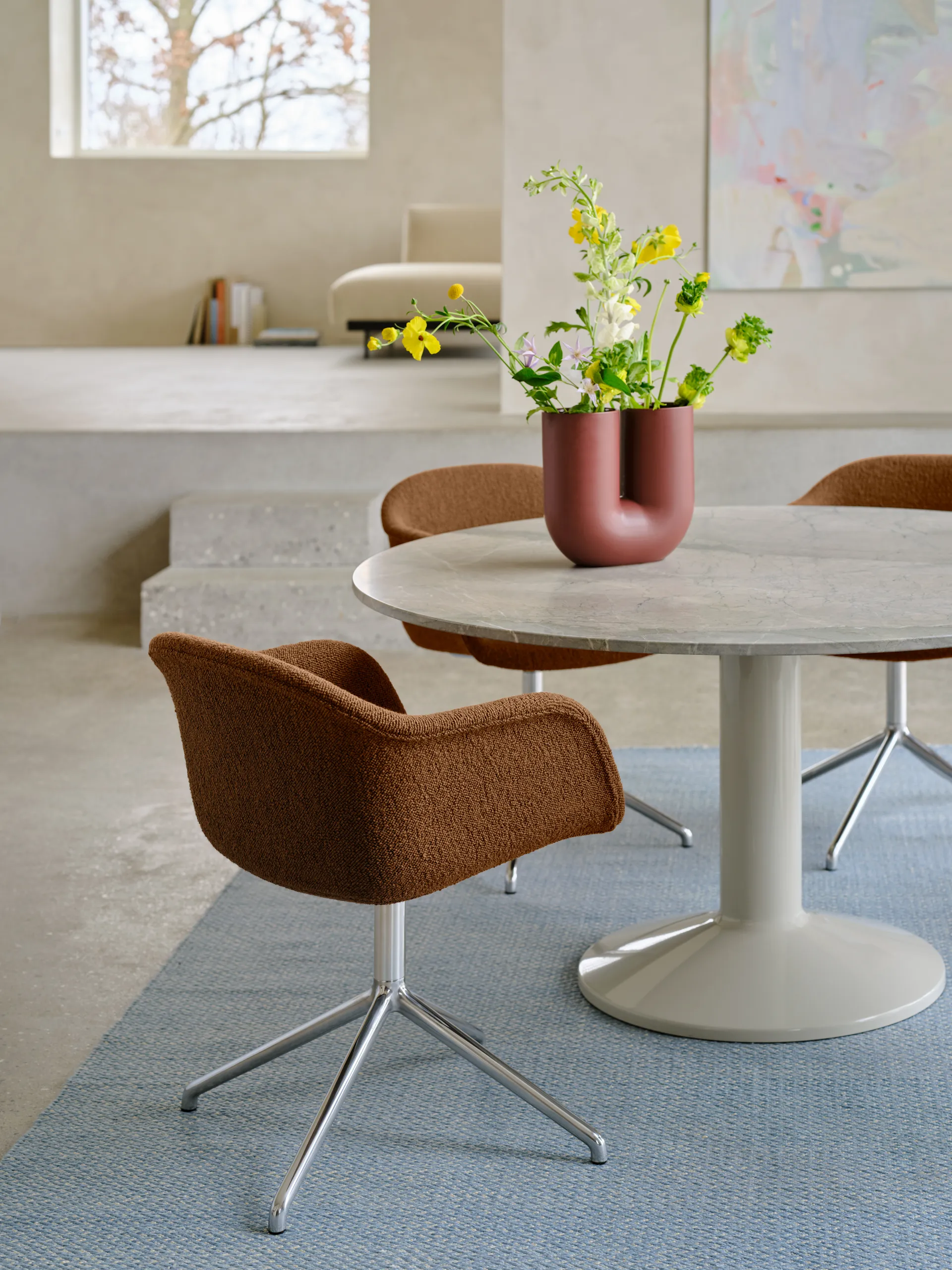 Midst mesa de coluna Ø140 cm, Mármore cinza- cinza Muuto