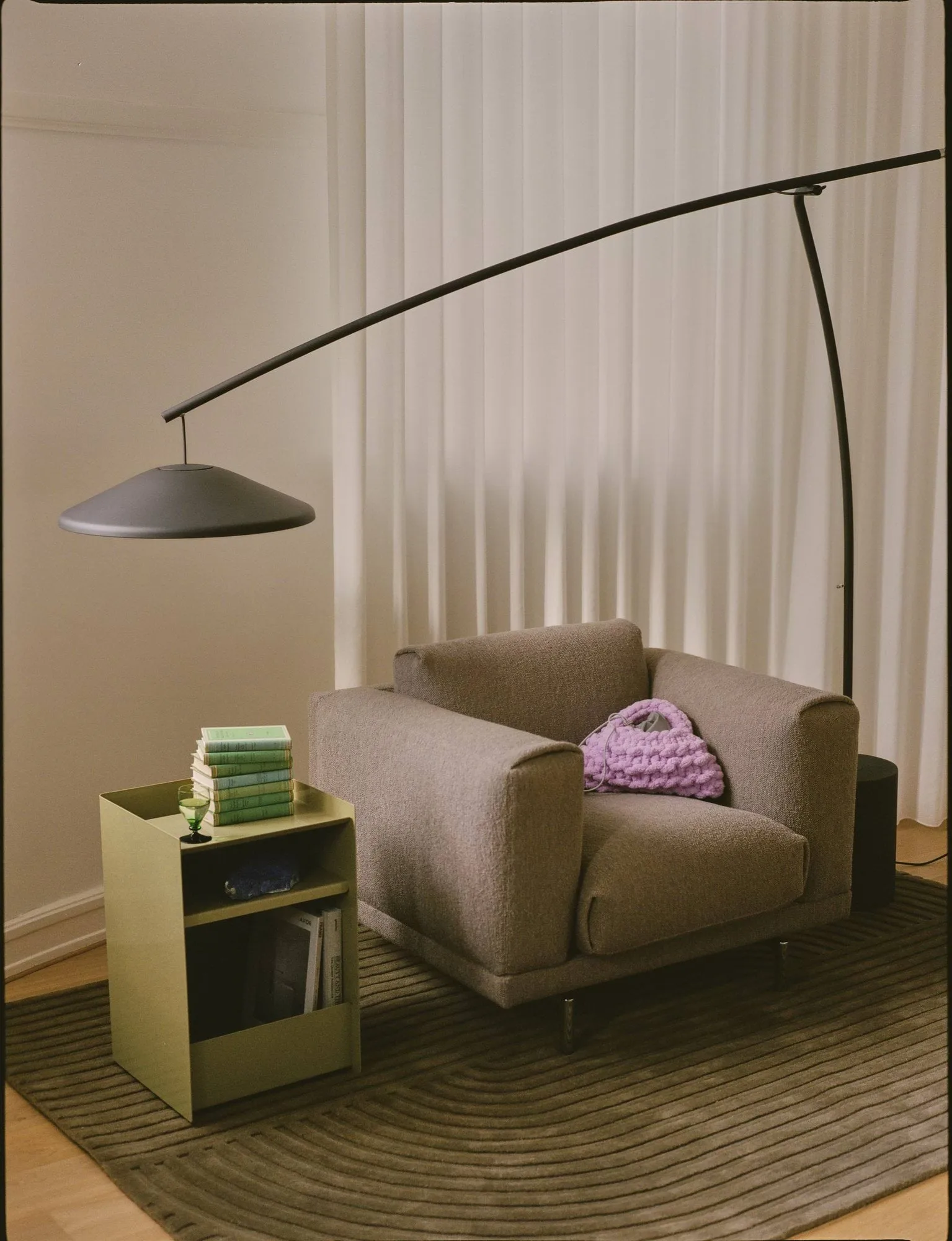 Rest Lounge Chair cadeira lounge, Hearth 6-pernas pretas Muuto