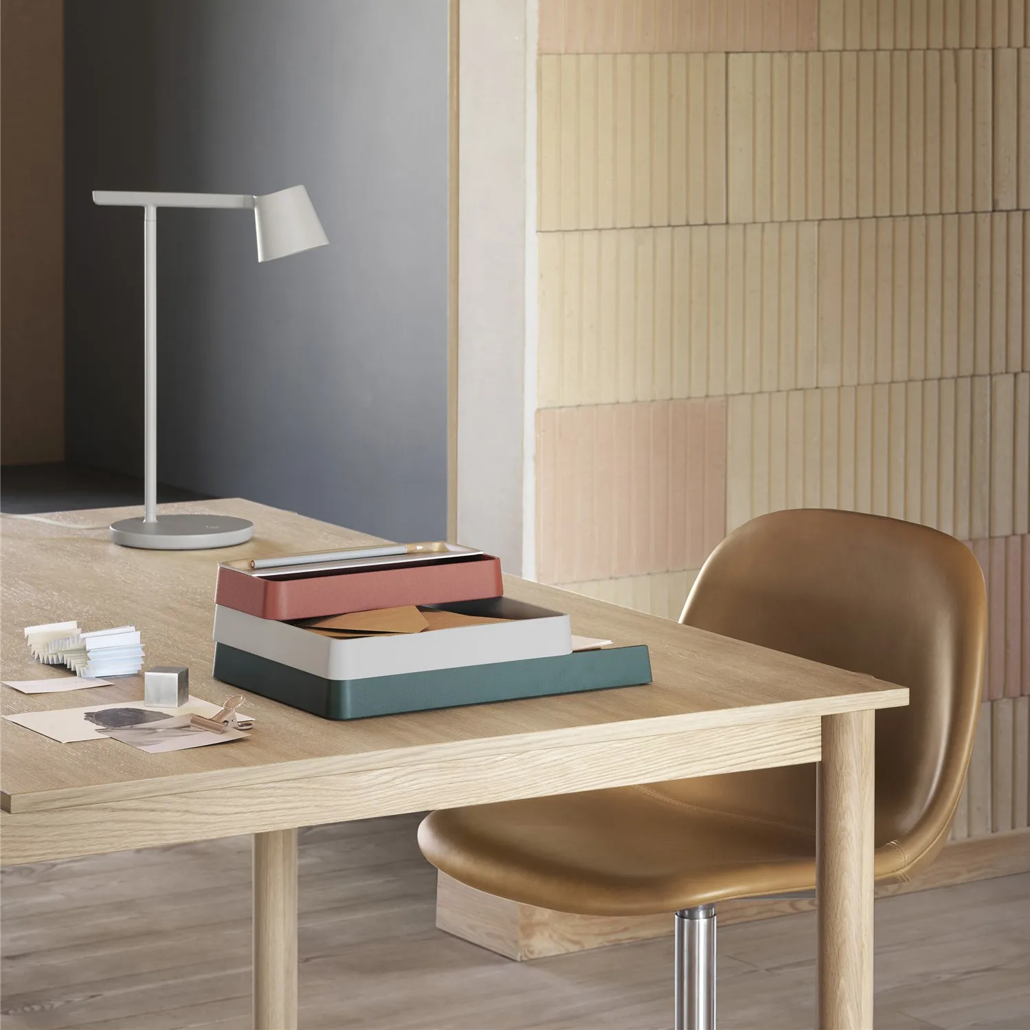 Tabuleiro Arrange Desktop 25x32 cm, dark green Muuto