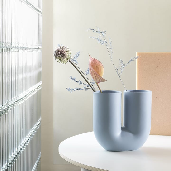 Vaso Kink 26 cm, azul claro Muuto