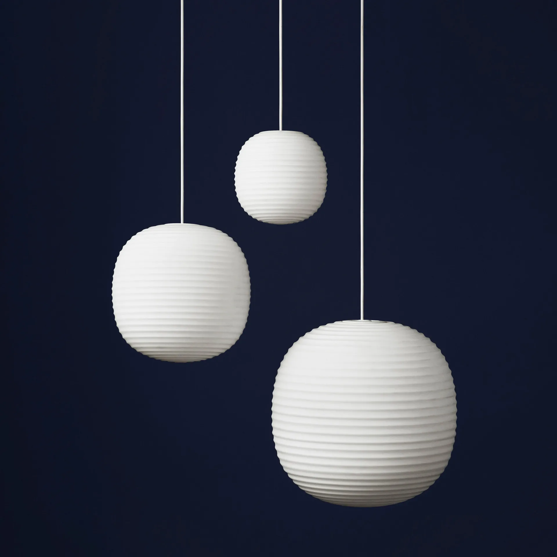 Candeeiro suspenso grande Lantern, Frosted white opal glass New Works