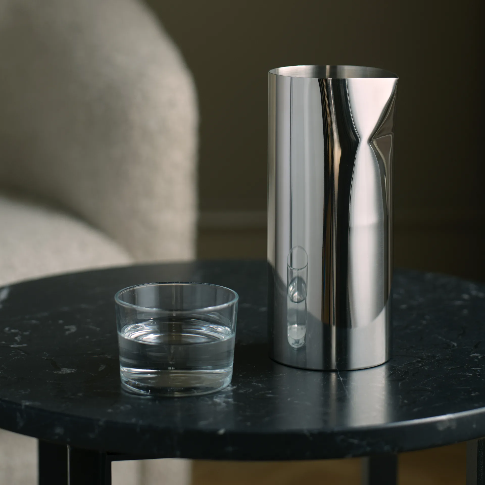 Jarro Pleat, Aço inoxidável New Works