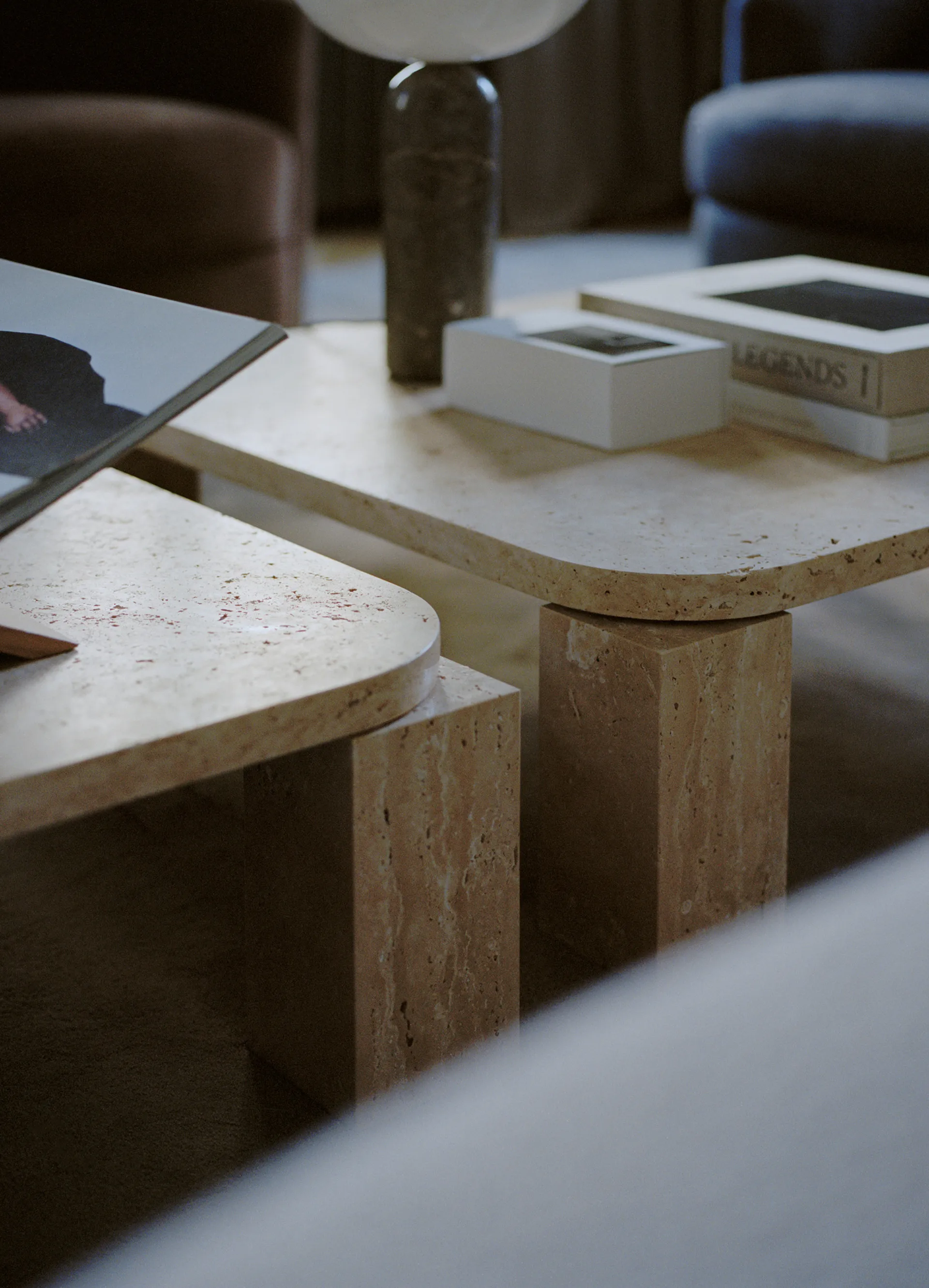 Mesa de centro Atlas 60x60 cm, Unfilled Travertine New Works