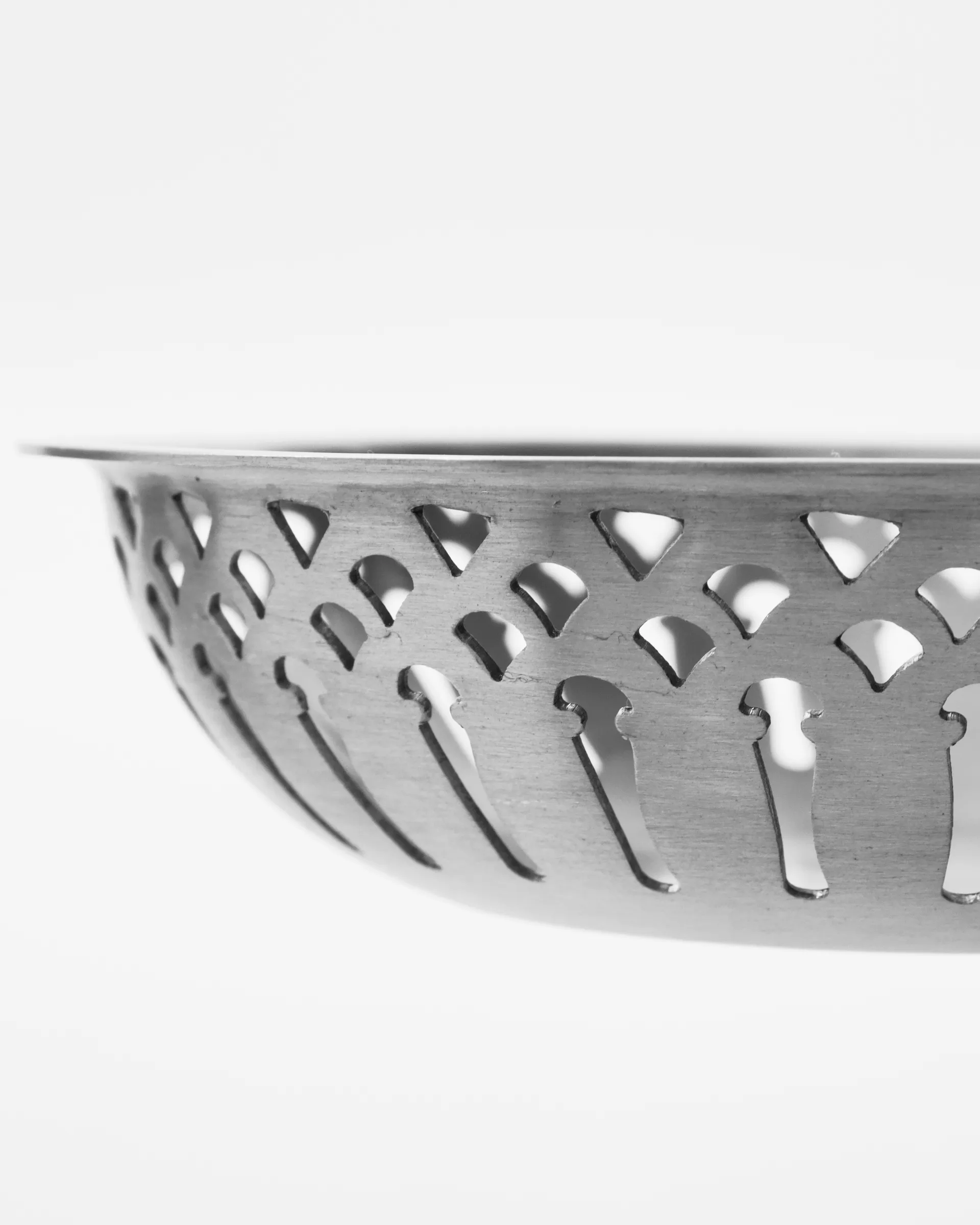 Nicolas Vahé cesta de pão 2 peças, Acabamento prateado antigo Nicolas Vahé