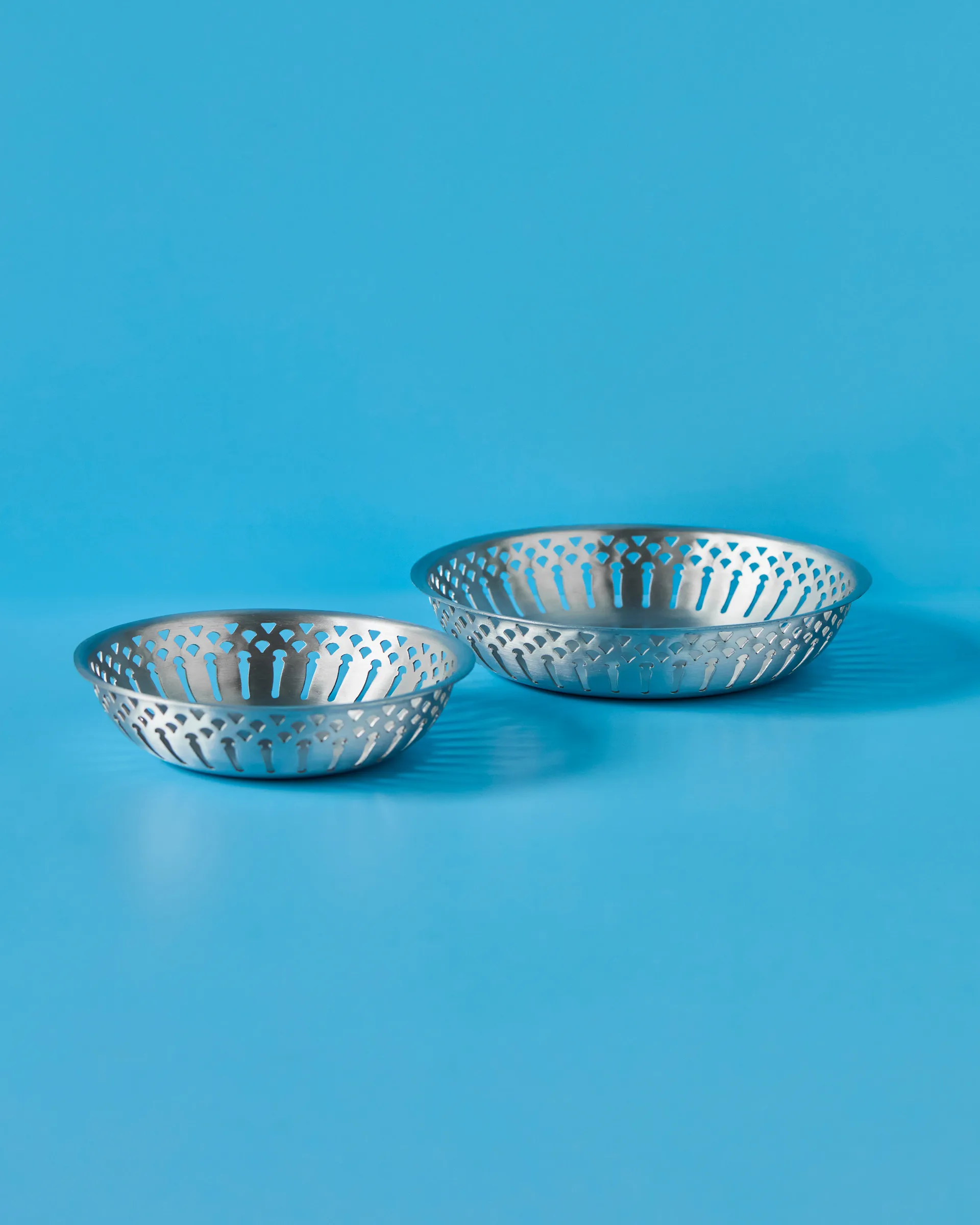 Nicolas Vahé cesta de pão 2 peças, Acabamento prateado antigo Nicolas Vahé