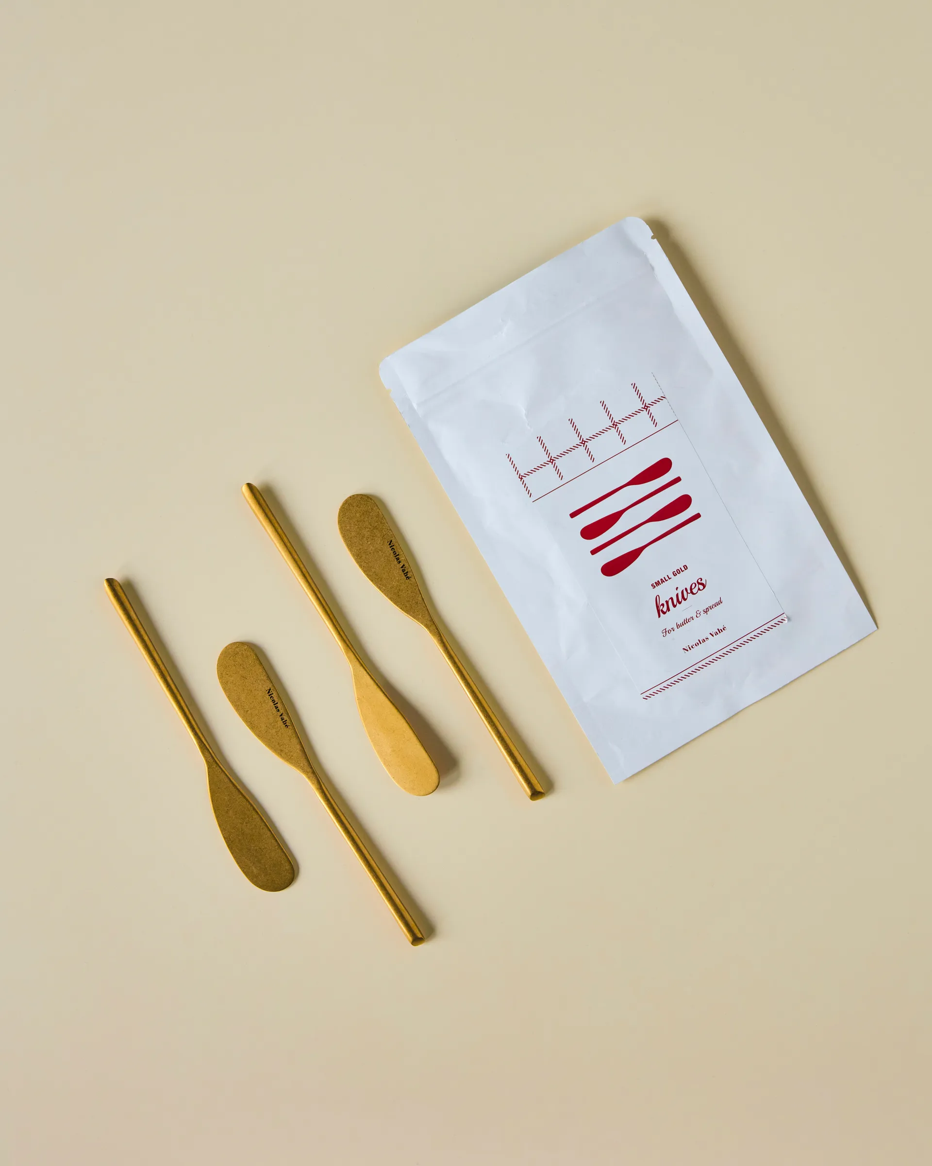 Nicolas Vahé faca de manteiga 4 unidades, Acabamento em ouro antigo Nicolas Vahé