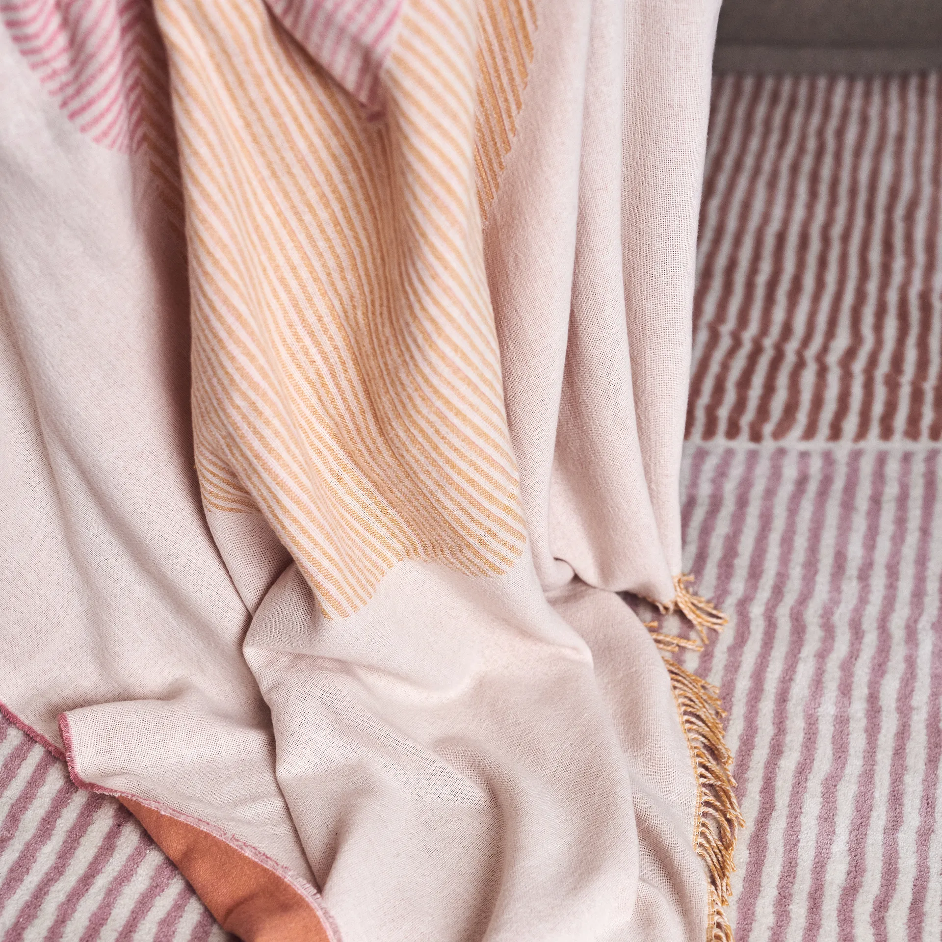 Manta de algodão Circles 130x185 cm, branco natural NJRD