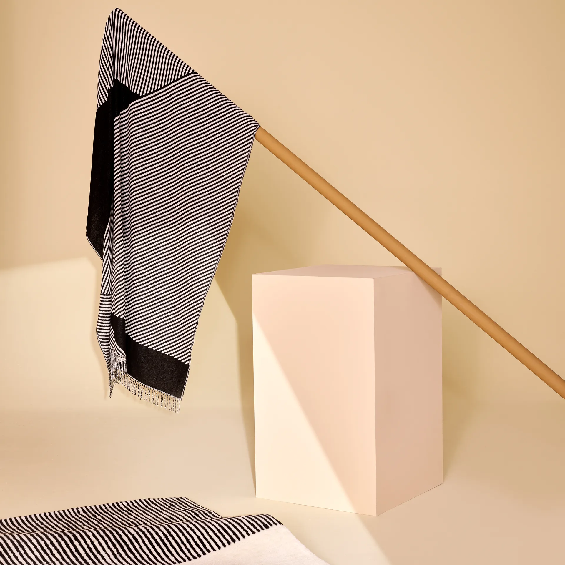 Manta de algodão Stripes, preto NJRD