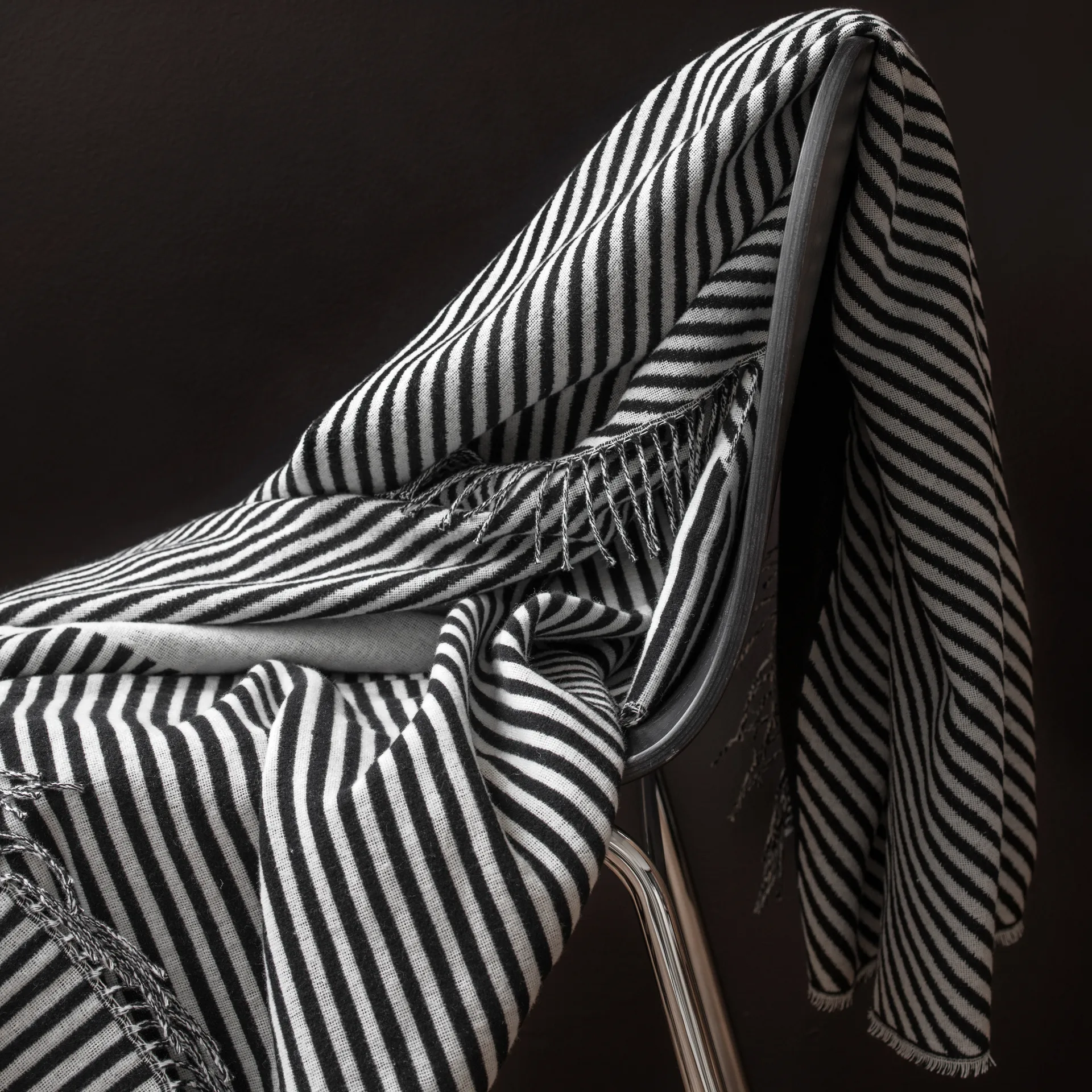 Manta de algodão Stripes, preto NJRD