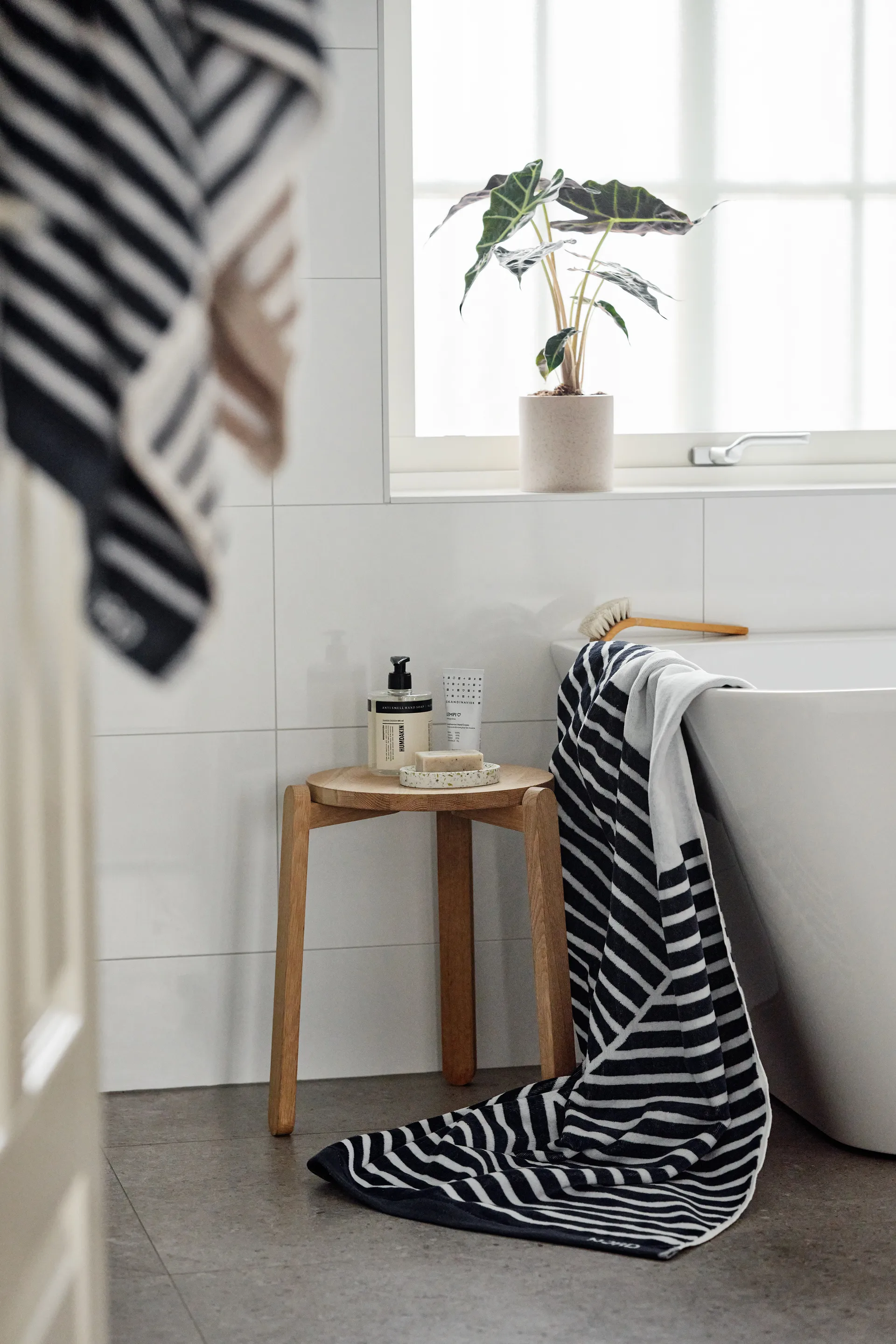 Toalha de banho Stripes 100x150 cm, Azul  NJRD