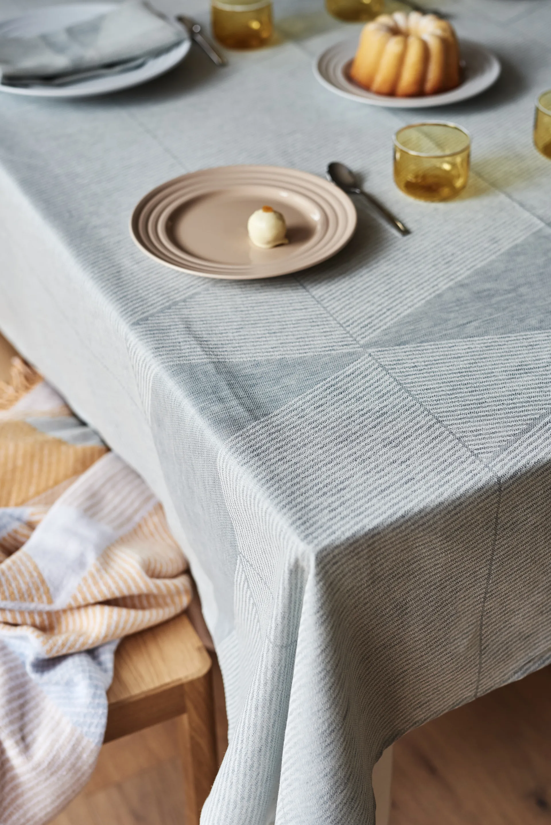 Toalha de mesa Geometric 147x250 cm, Blue-white NJRD