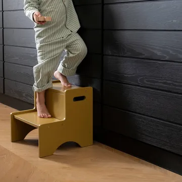 Banquinho infantil Step Up - Curry - Nofred