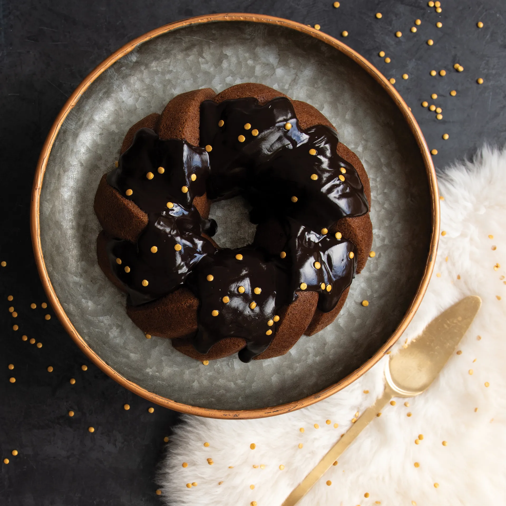 Forma trançada 75th anniversary Nordic Ware redonda , 2,4 L Nordic Ware