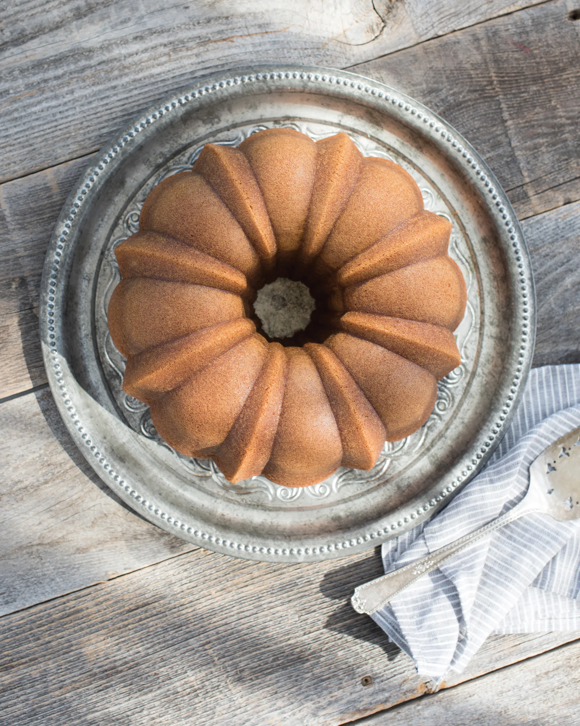 Nordic Ware forma de bundt, 2,4 L Nordic Ware