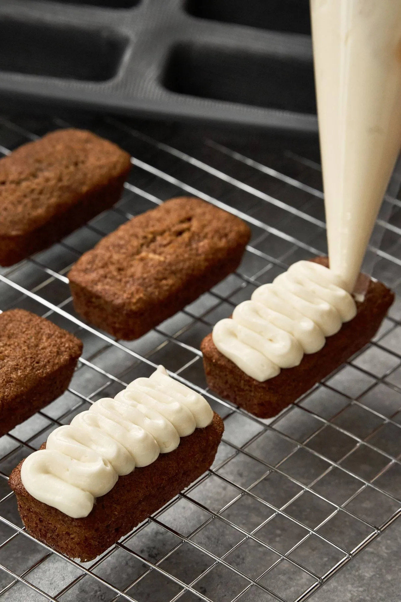 BAKE forma de silicone com estrutura reforçada, Retangular, 6 unidades, 26,2x22,1 cm Nordwik