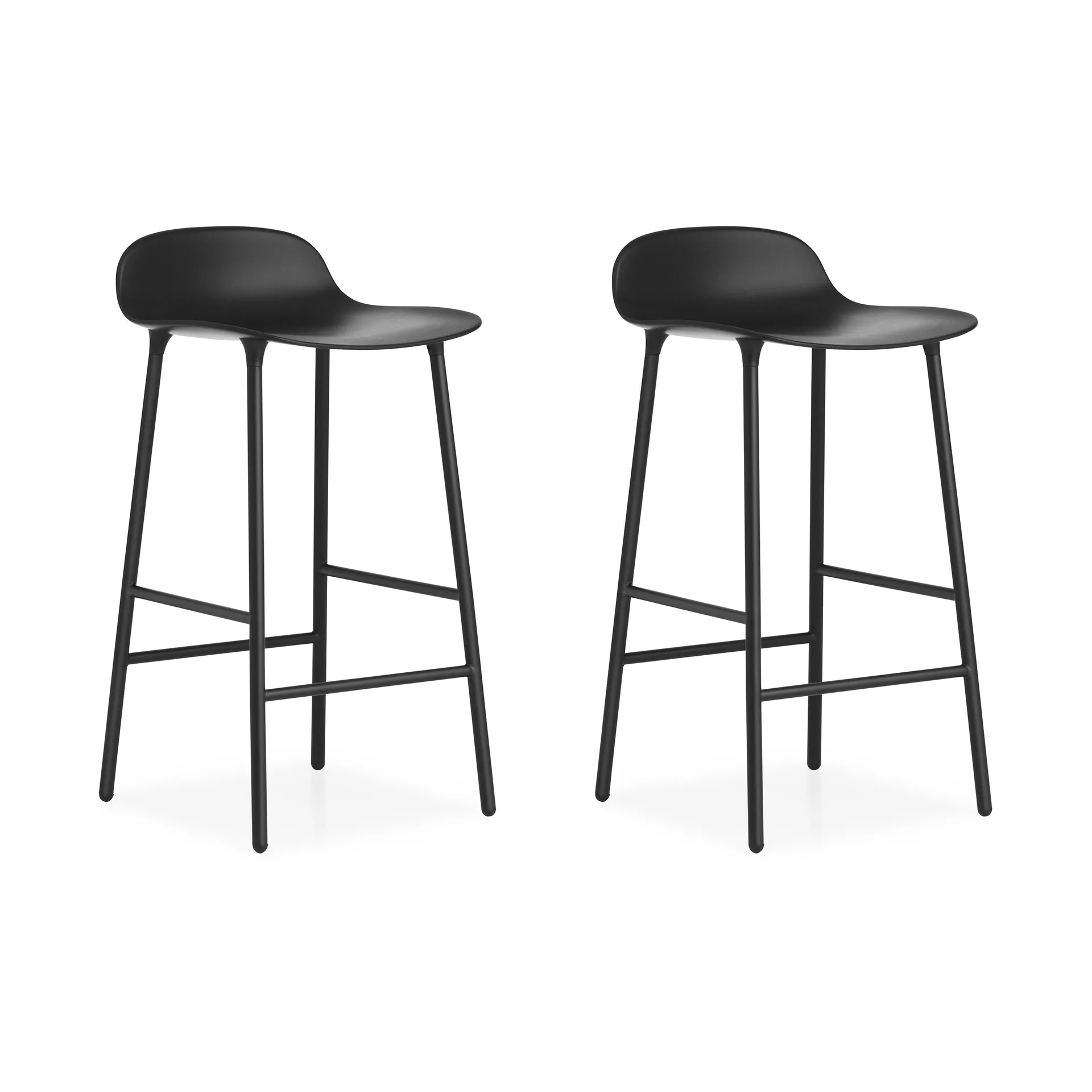 Banco de bar Form Chair pernas de metal, Preto, conjunto de 2 Normann Copenhagen