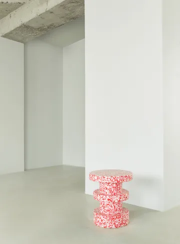 Bit Stack banco redondo - Vermelho, Ø36x42 cm - Normann Copenhagen