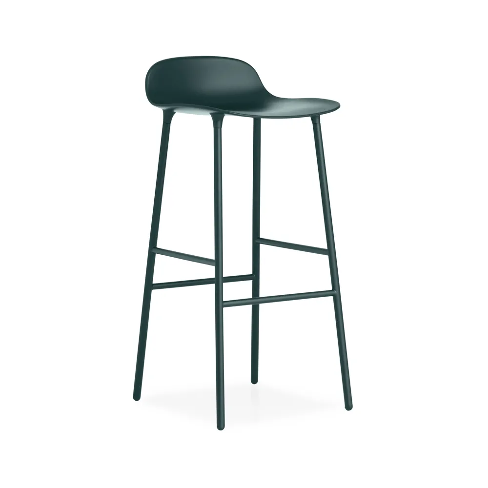 Cadeira bar alta Form, verde, Pernas de aço lacado verde Normann Copenhagen