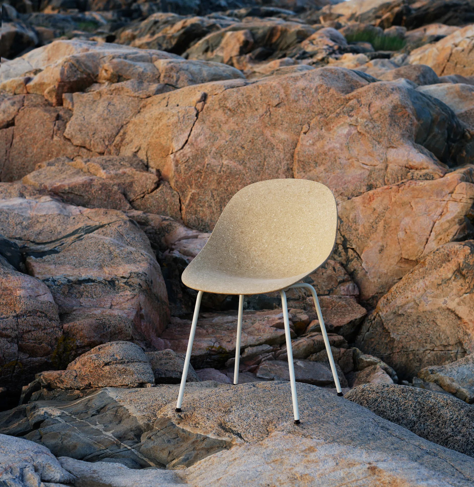 Cadeira Mat Chair, Hemp-cream steel Normann Copenhagen