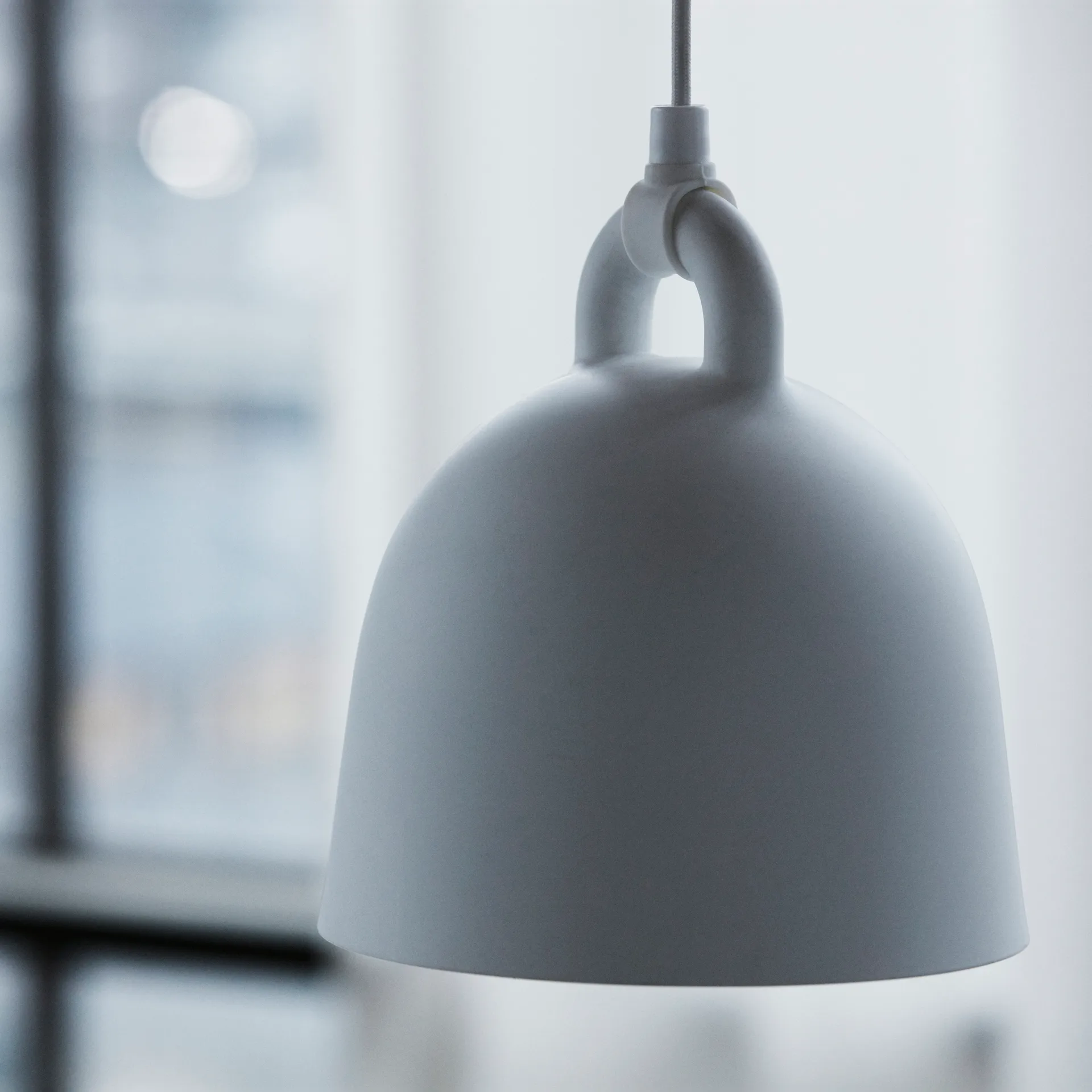 Candeeiro branco Bell, XS Normann Copenhagen