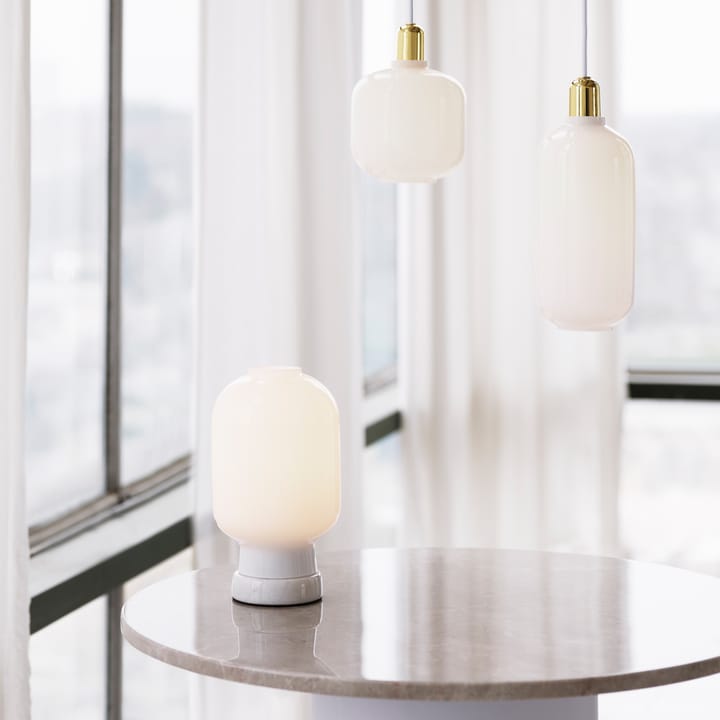 Candeeiro de mesa Amp, branco Normann Copenhagen