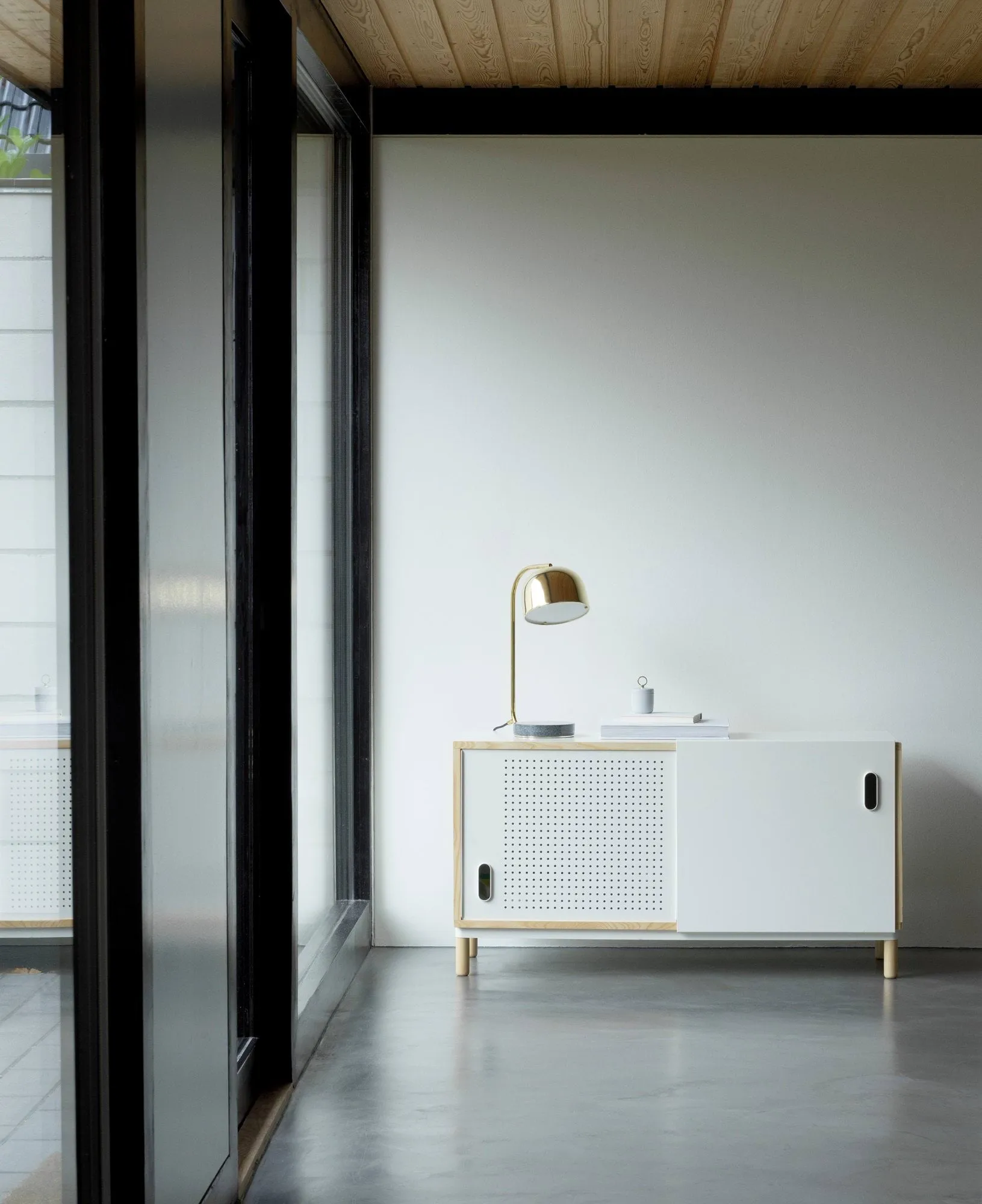 Candeeiro de mesa Grant, latão  Normann Copenhagen