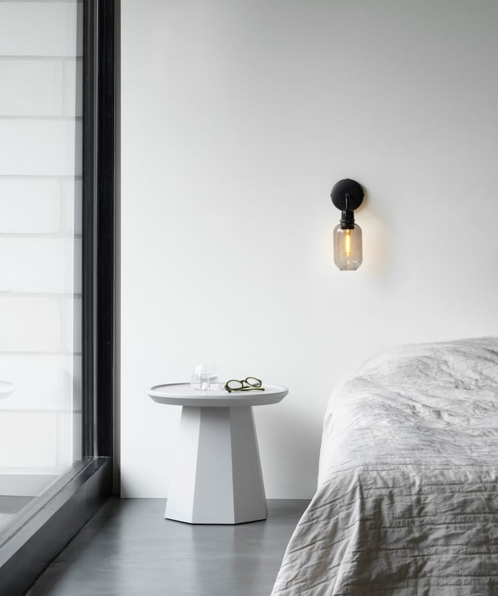 Candeeiro de parede Amp, Smoke-black Normann Copenhagen
