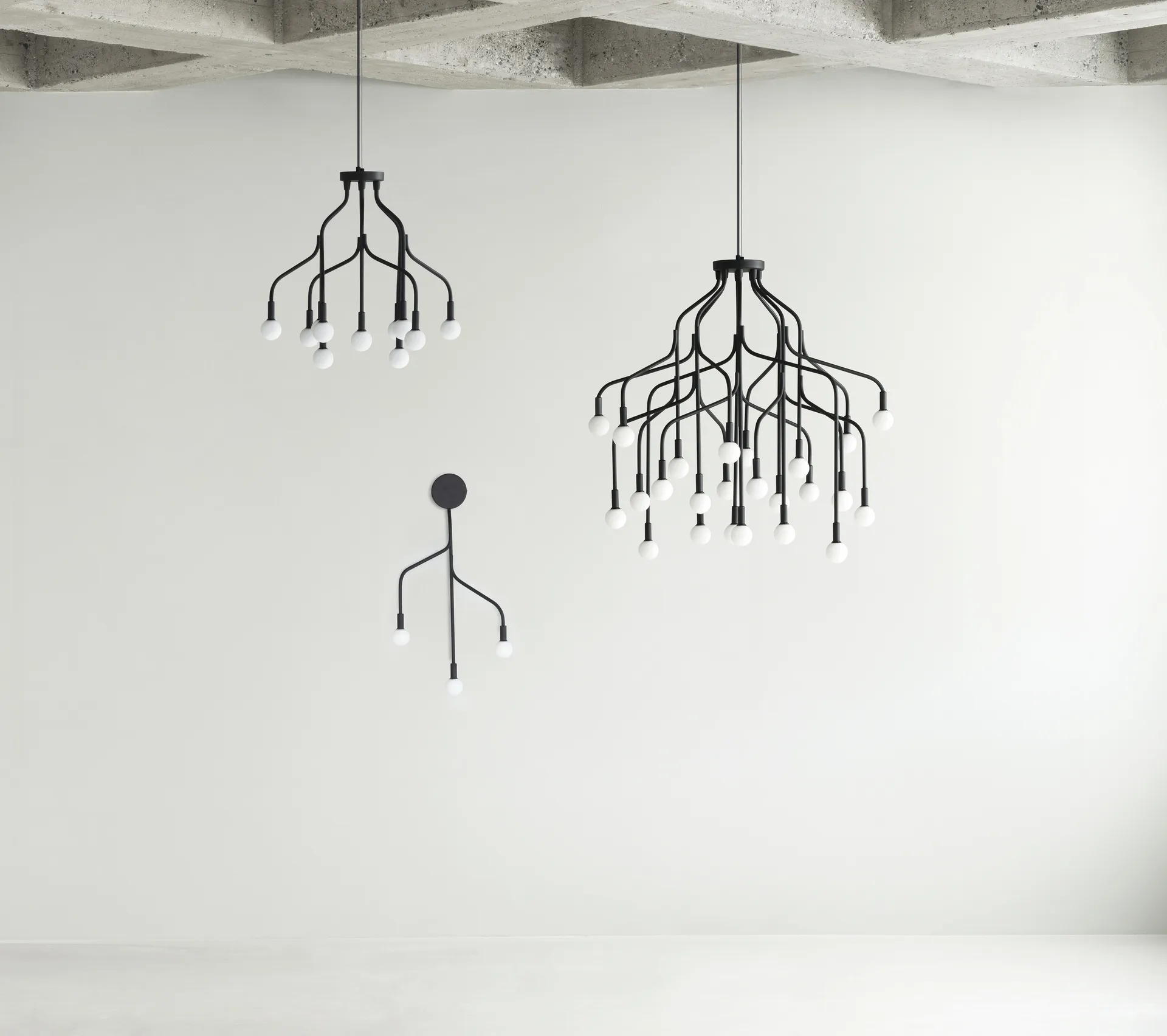 Candeeiro suspenso Vekst small, Preto Normann Copenhagen