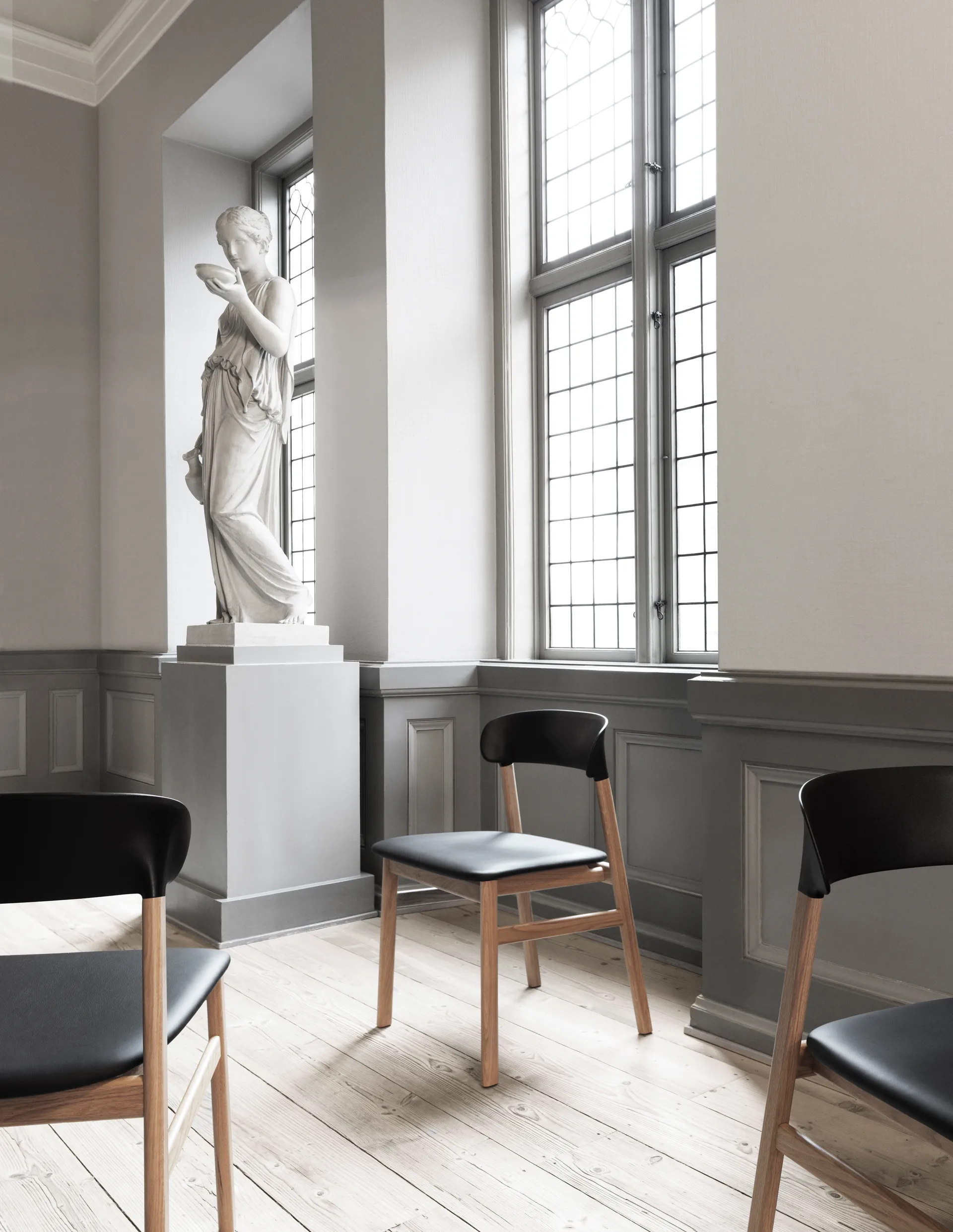 Herit poltrona carvalho, Black Normann Copenhagen