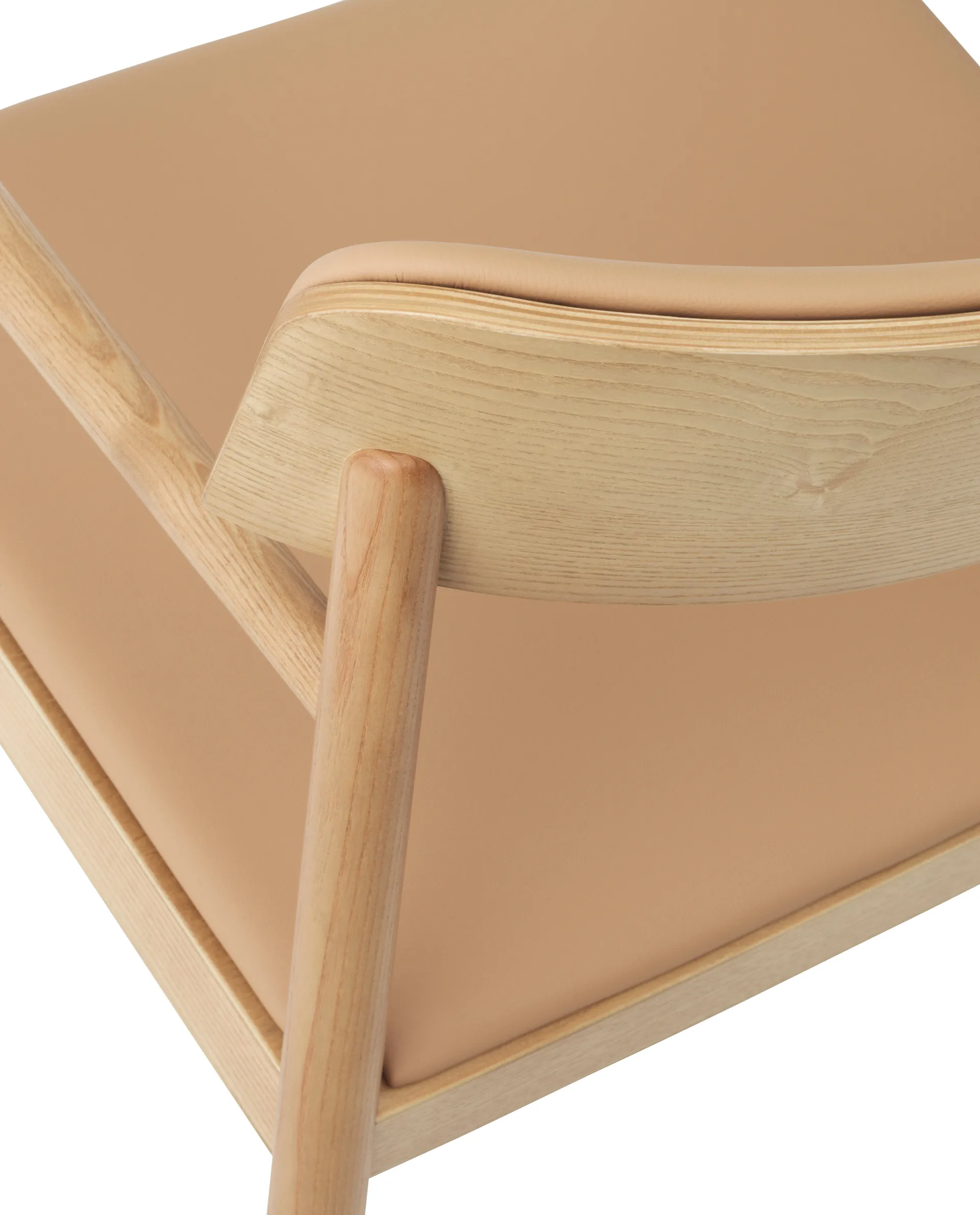 Herit poltrona com almofada, Tan/ Ultra Leather - Camel Normann Copenhagen