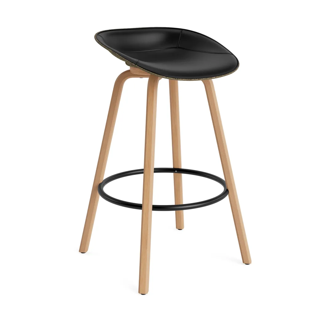 Mat Barstool banqueta estofada na frente 75 cm, Ultra 41599-alga-faia-aço preto Normann Copenhagen