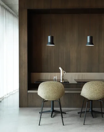 Mat Chair cadeira - Seaweed-black steel - Normann Copenhagen