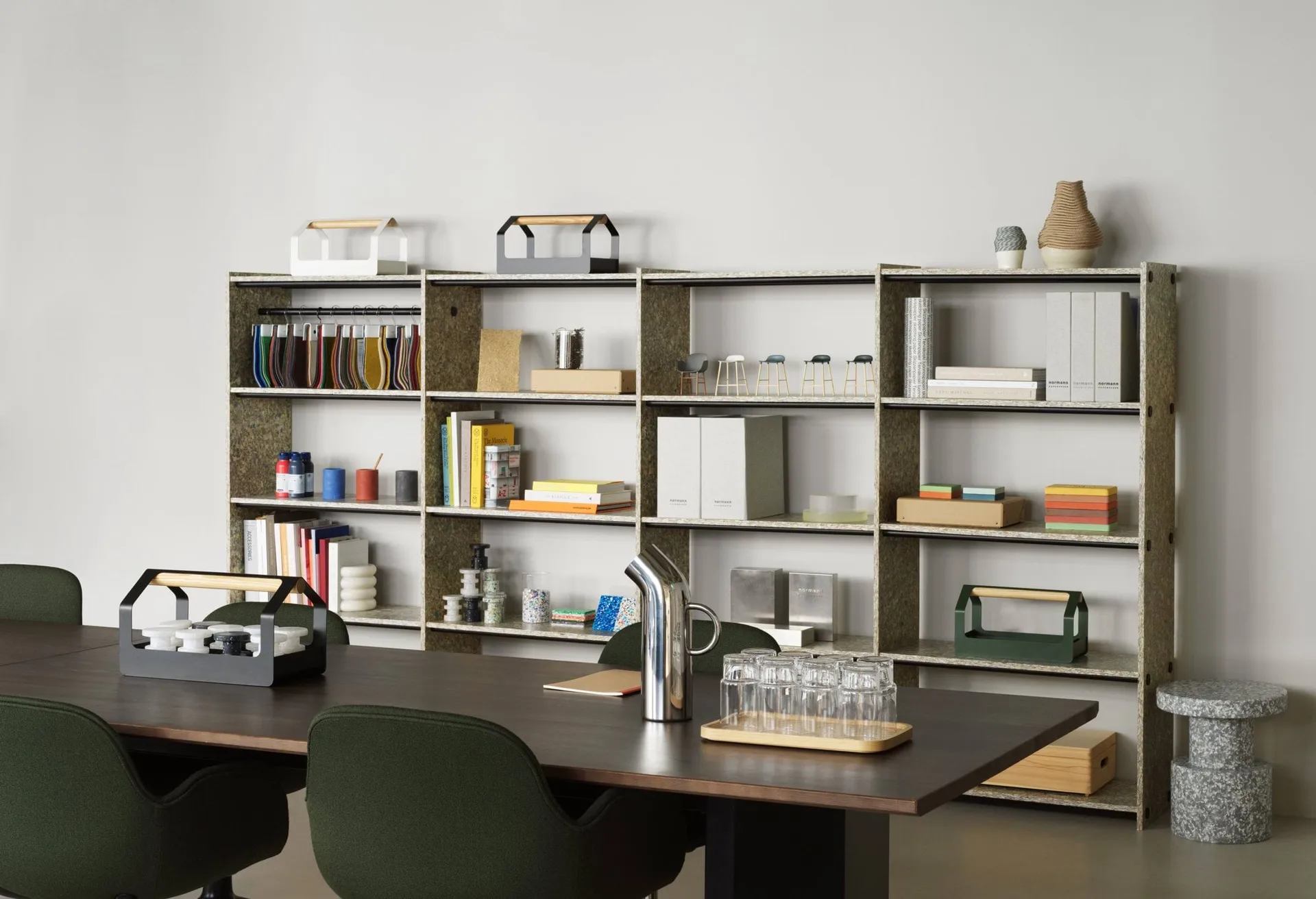 Pap estante de chão, Multi, extensão alta Normann Copenhagen