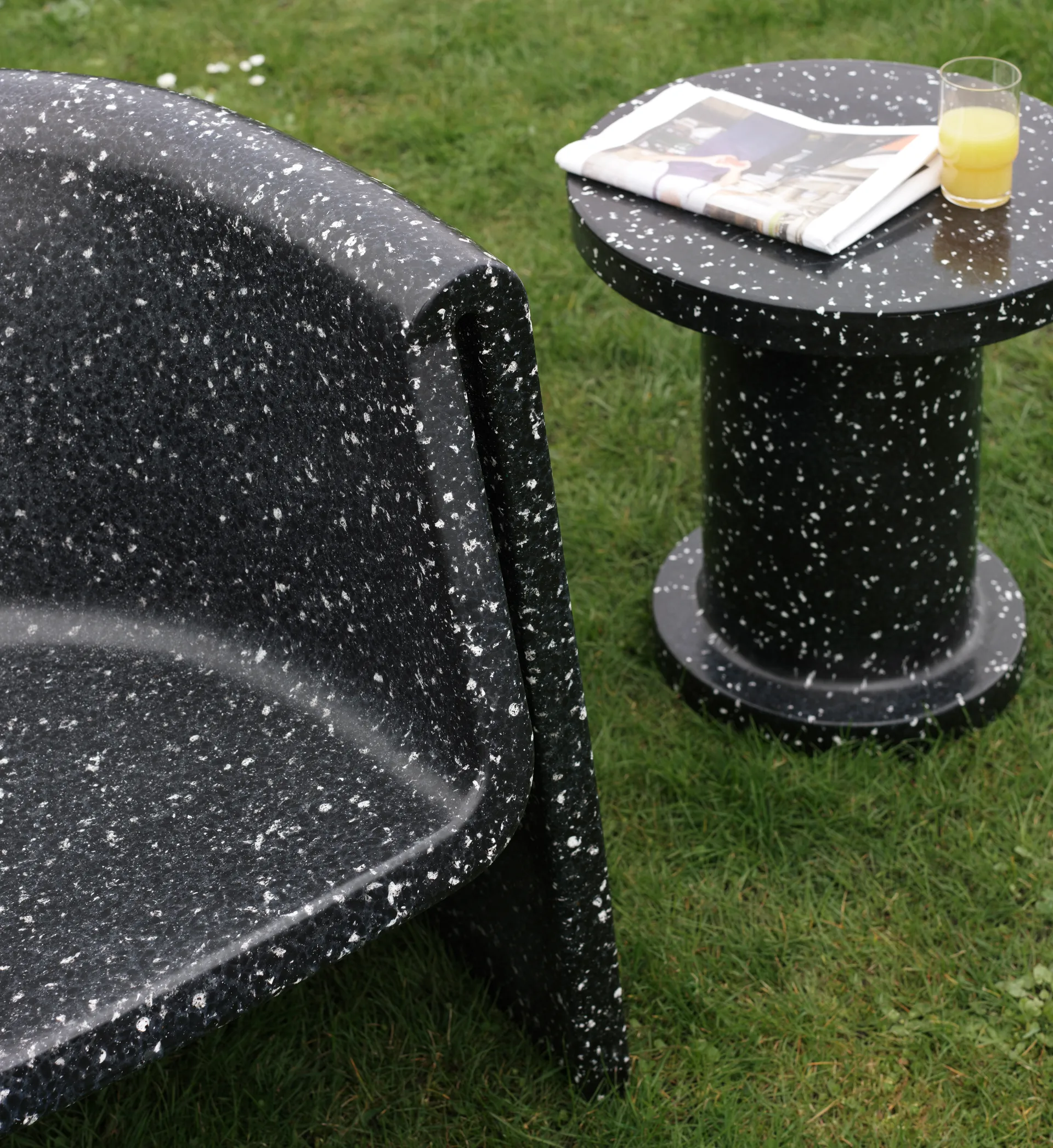 Poltrona Bit Lounge Chair, Preto Normann Copenhagen