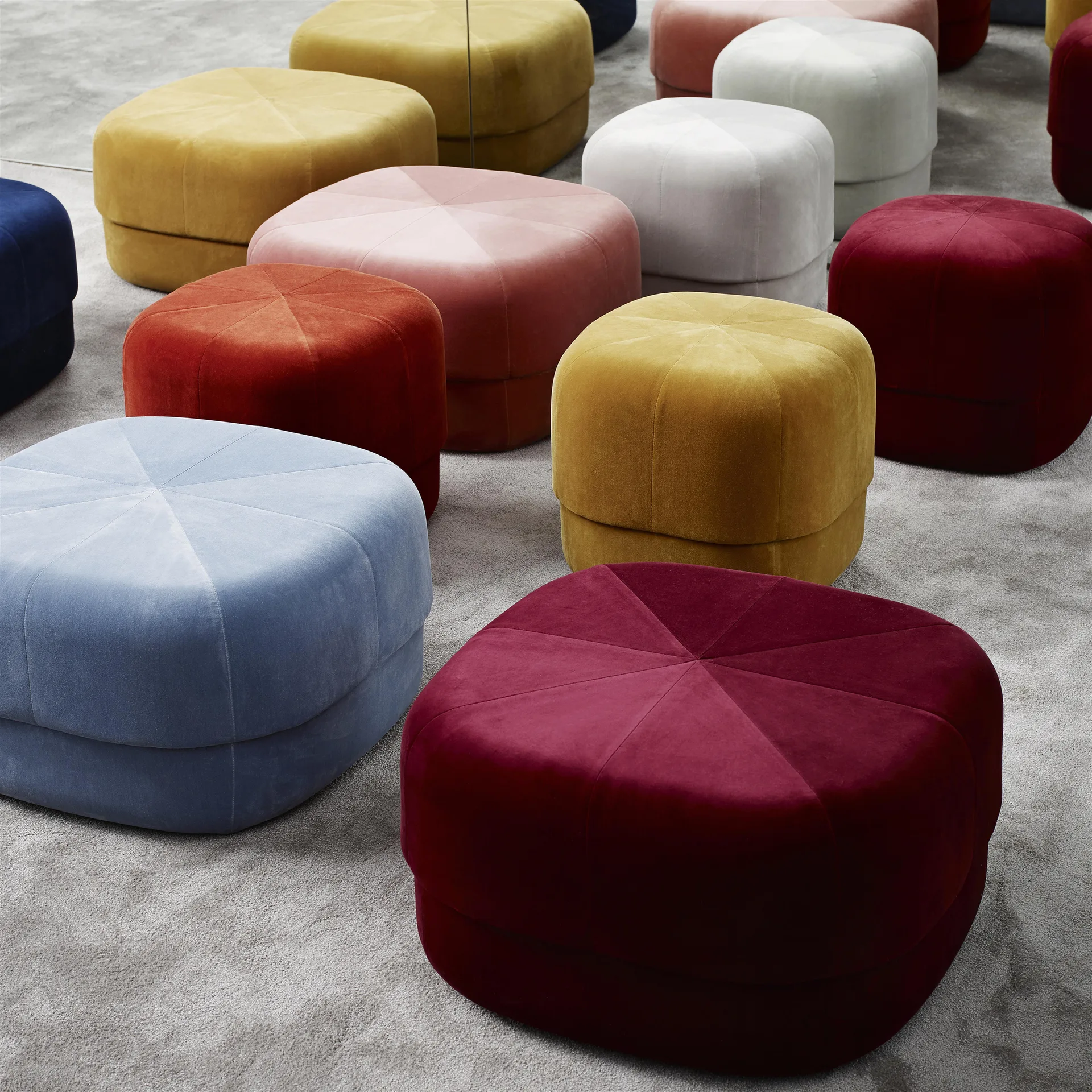 Pufe Circus, vermelho ferrugem Normann Copenhagen