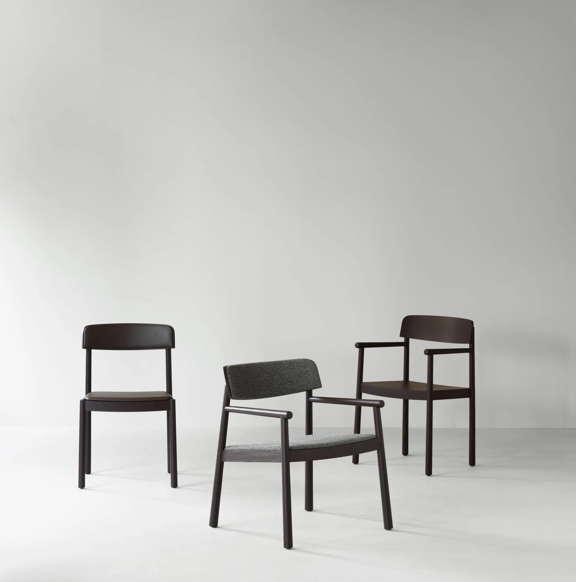 Timb poltrona, Freixo castanho-couro ultra cor chocolate Normann Copenhagen