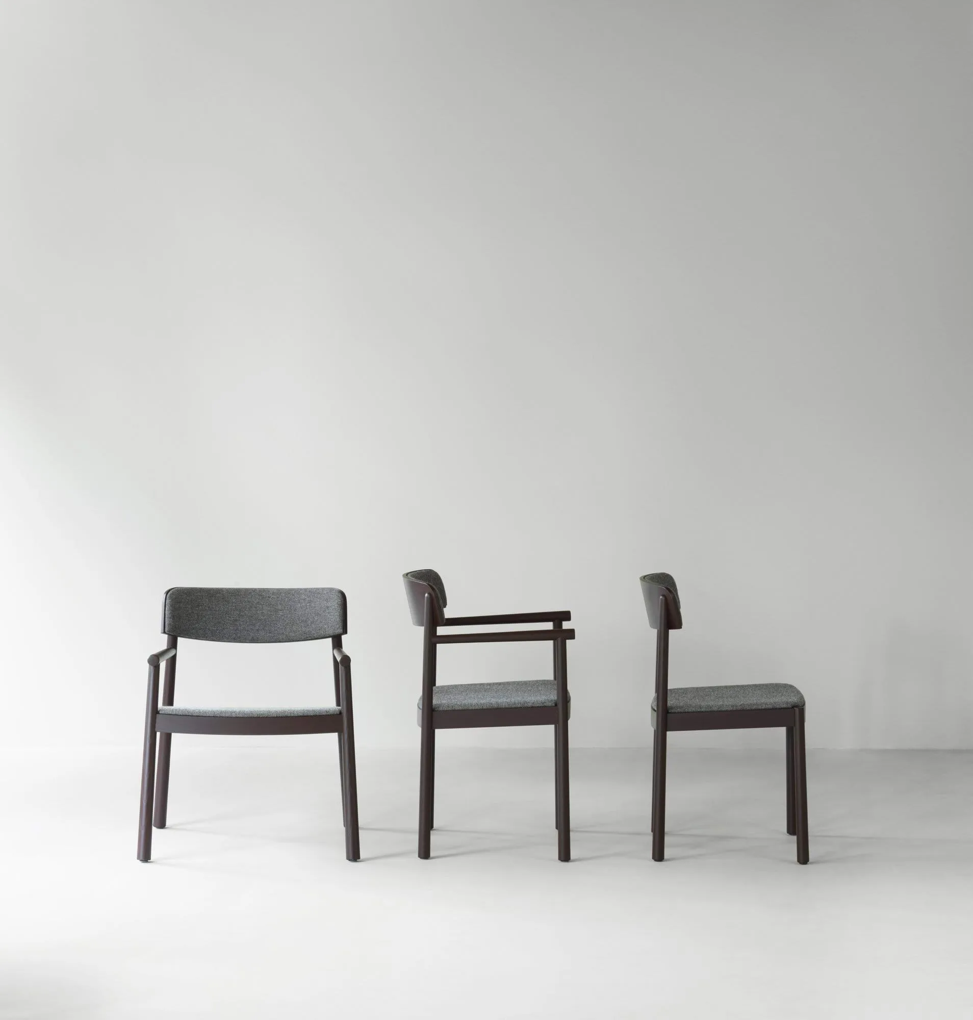 Timb poltrona, Freixo castanho-Hallingdal 368 Normann Copenhagen