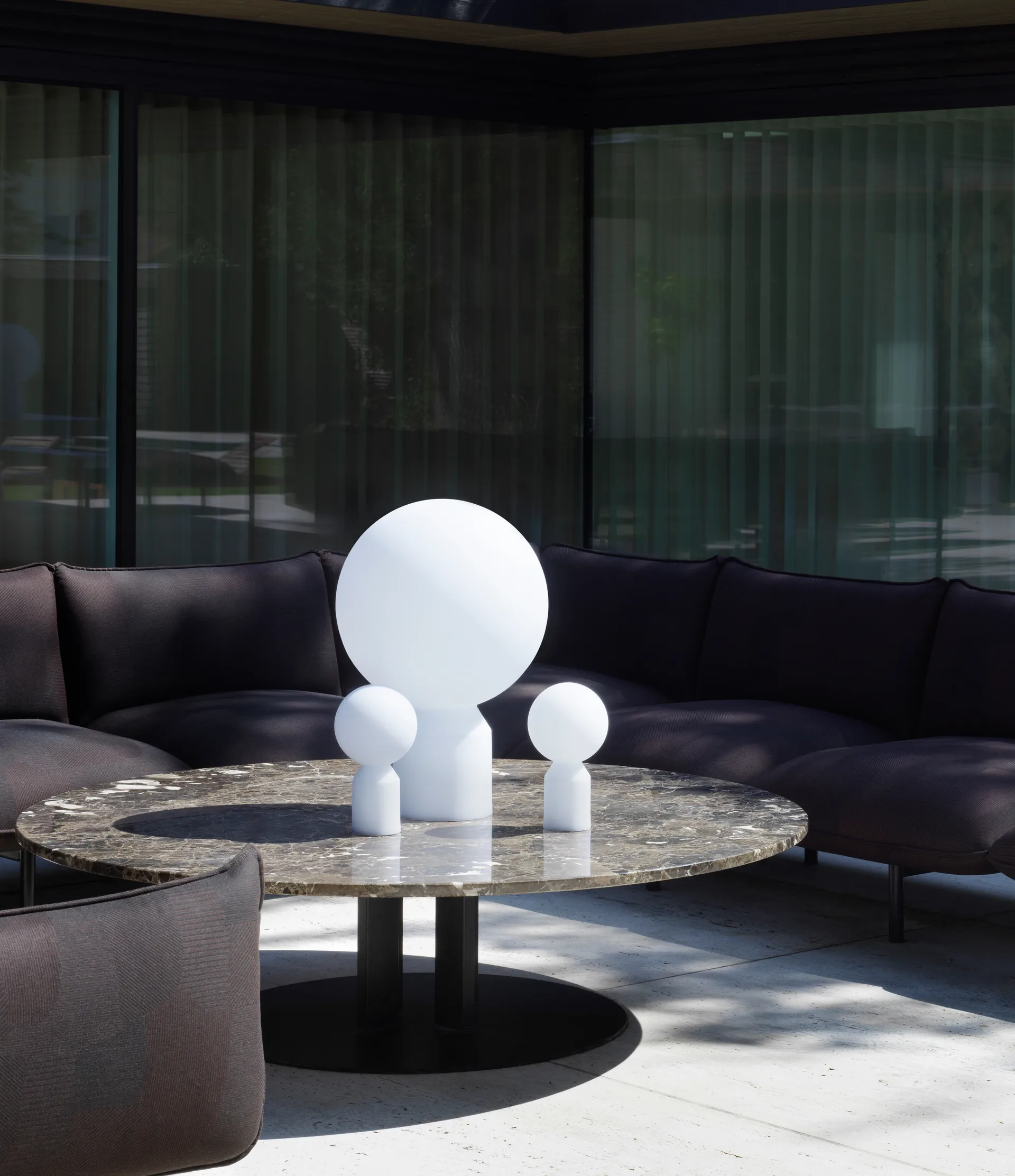 Yo candeeiro de mesa grande, Branco Normann Copenhagen