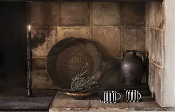 Chávena com pires Monica embalagem de 4 - Preto - undefined - Olsson & Jensen