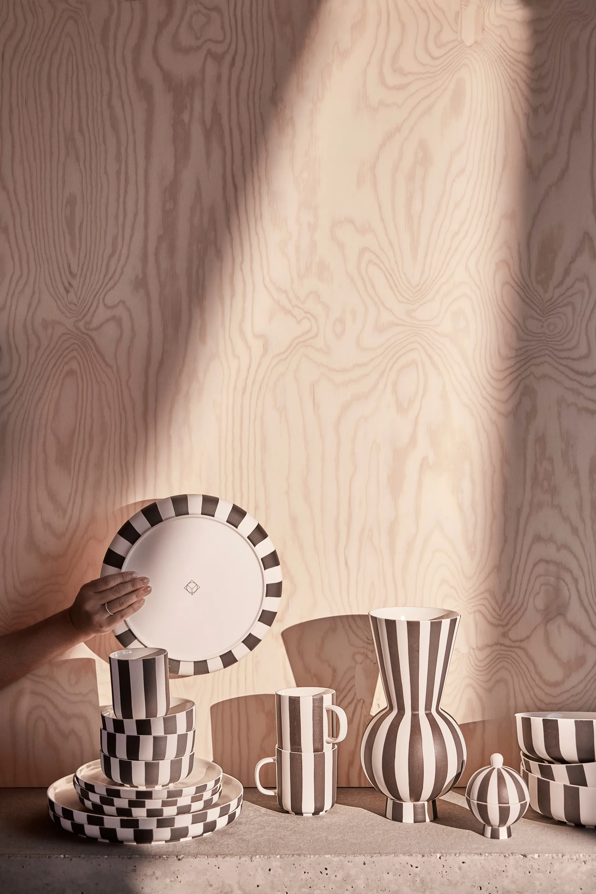 Caneca Toppu, Black-white OYOY